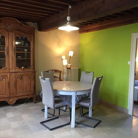 L' Huis-Au-Tilleul Quarre-les-Tombes Luaran gambar