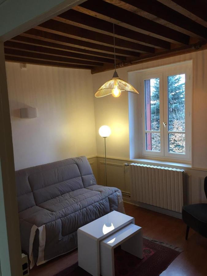 L' Huis-Au-Tilleul Quarre-les-Tombes Luaran gambar
